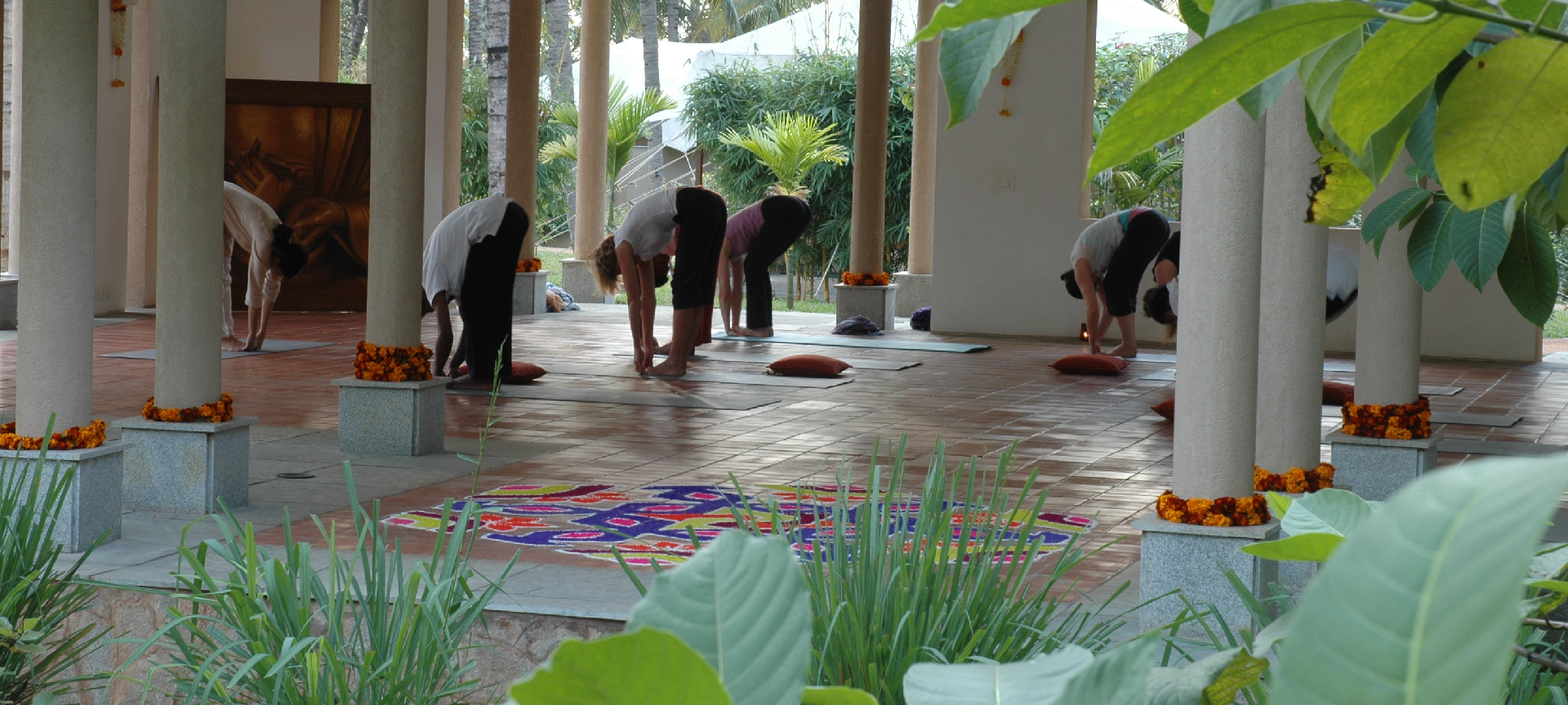 Hatha yoga retreat